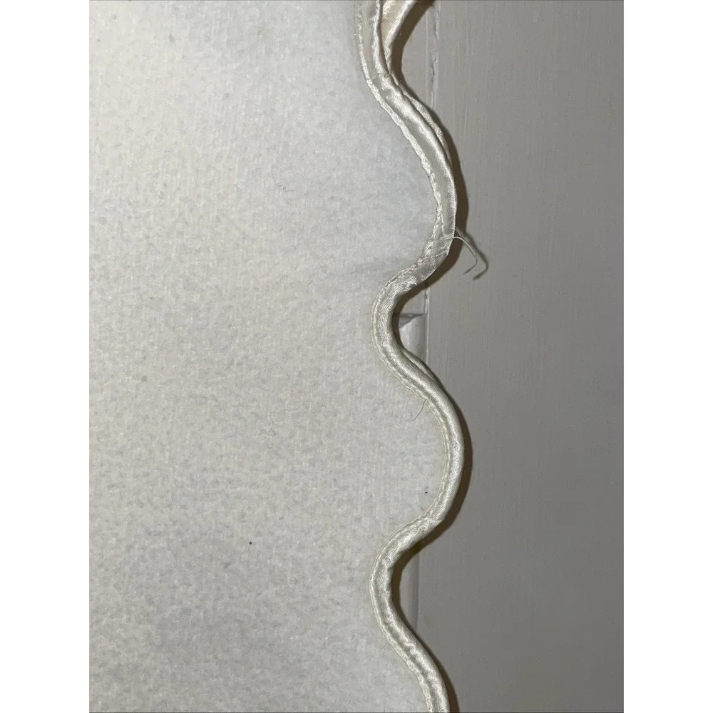Vintage Quiltex Scalloped Edge Baby Blanket Cream‎ Ivory Satin Trim 36